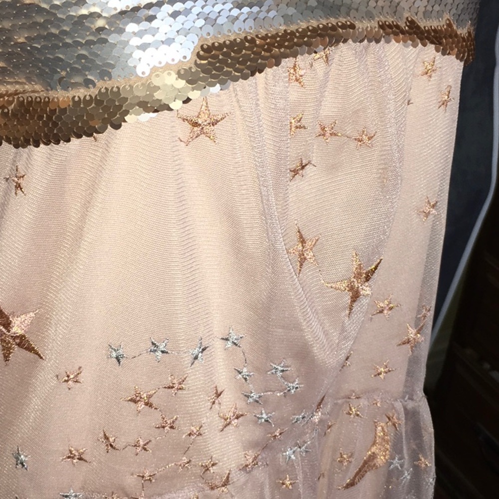 Want the moon & stars? This DRESS is for you!!! - Picture 4 of 5